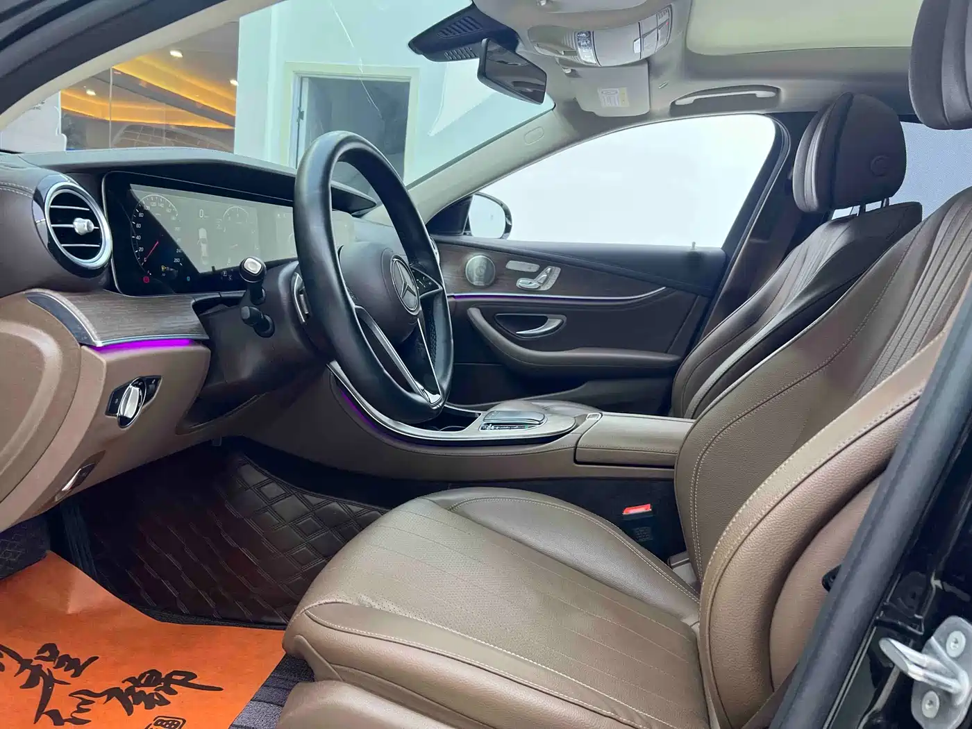 MERCEDES-BENZ E CLASS