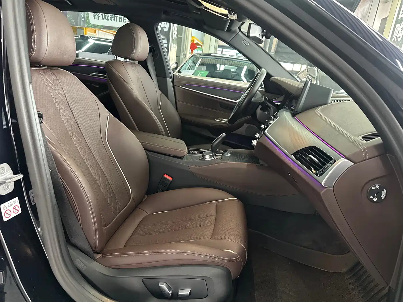 BMW 5 Series New Energy 2022 Model Second Facelift 535Le M Sport Package фото 14