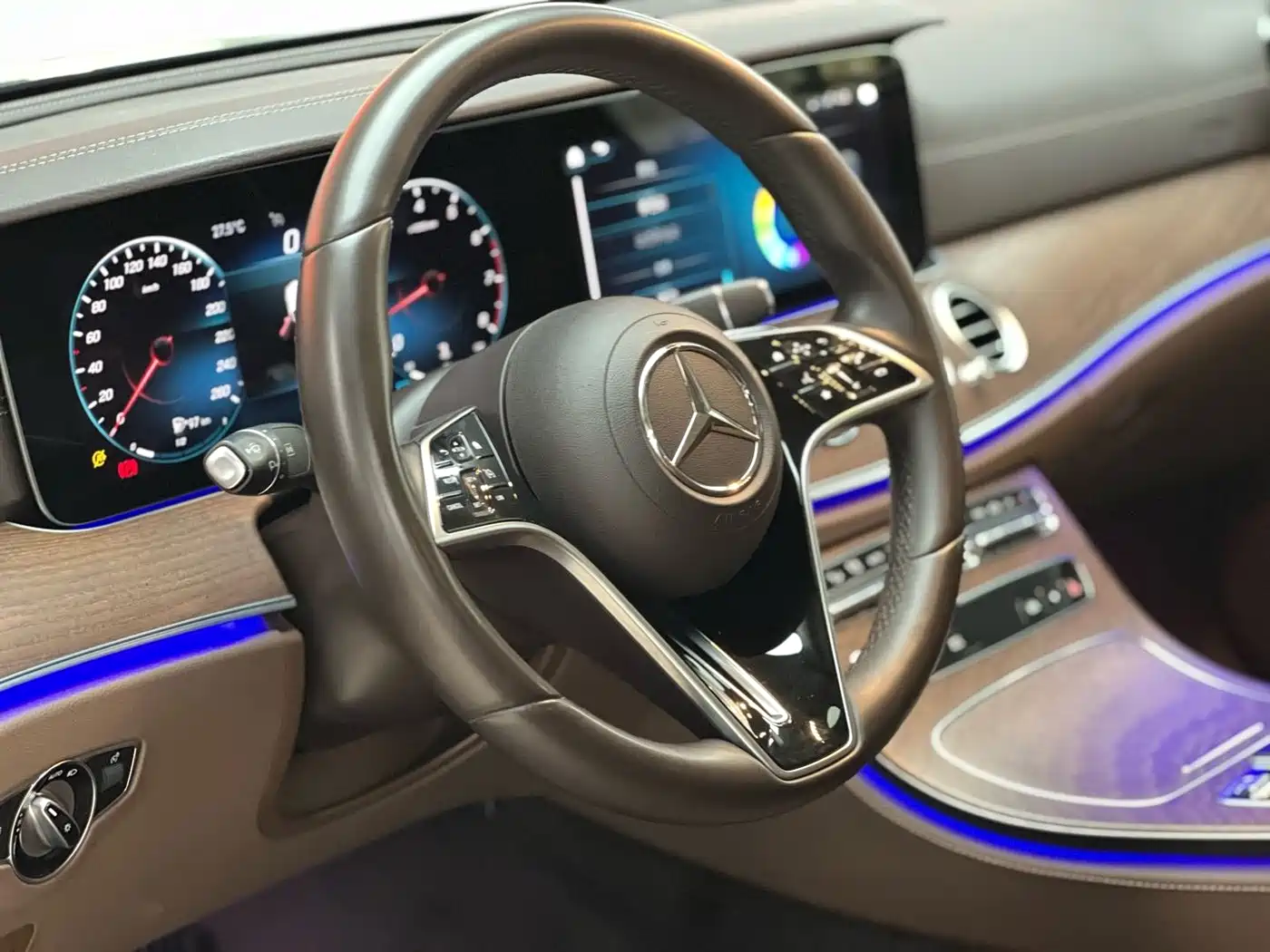 Mercedes-Benz E-Class 2022 Facelift E 300 L Luxury Style фото 7