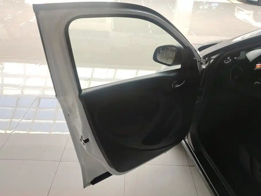smart forfour 2016 2016 Model 0.9T 66kW Pioneer Edition