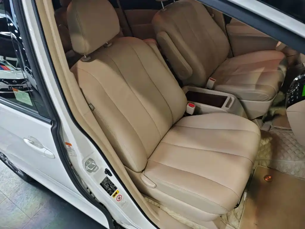 Toyota Previa 2018 2012 2.4L 7-Seater Luxury Edition
