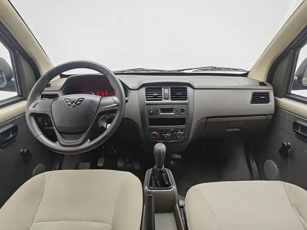 Wuling Motors Wuling Rongguang S 2024 2023 1.5L Base 5/7 Seater