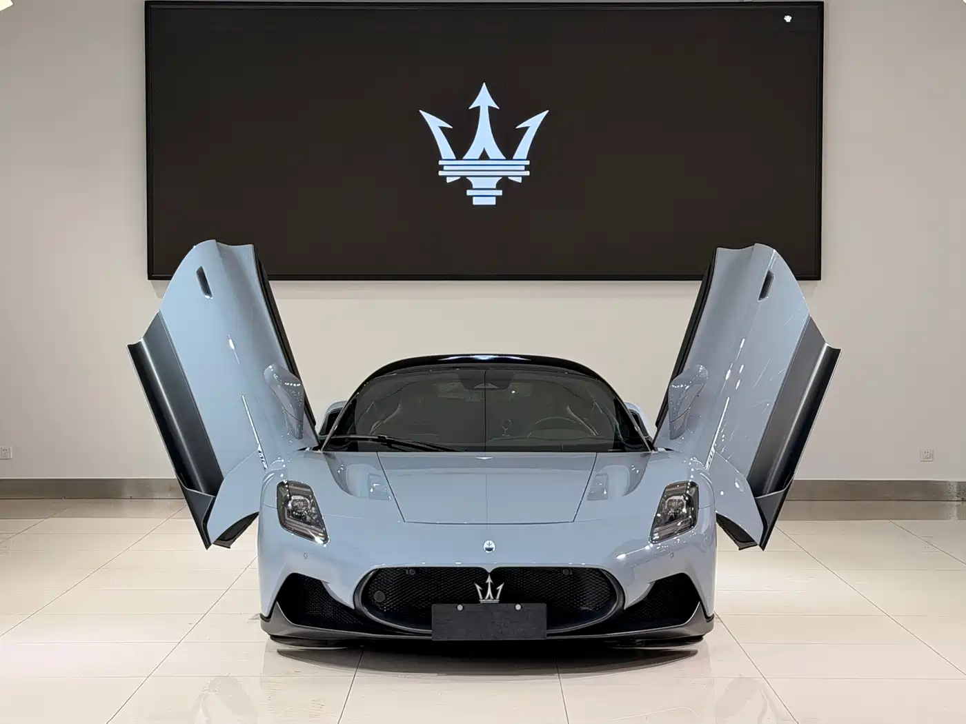 MASERATI MC20