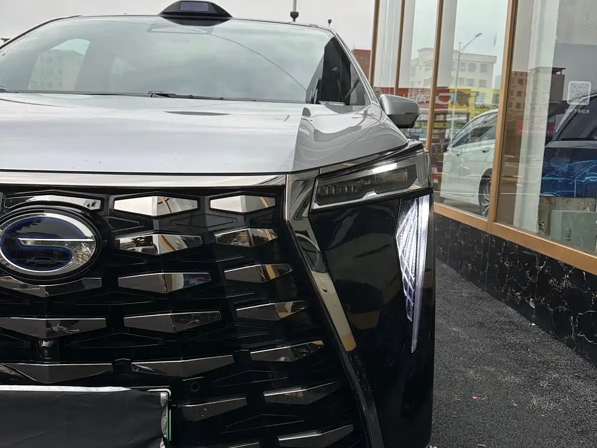 GAC TRUMPCHI YEARNING FOR M8