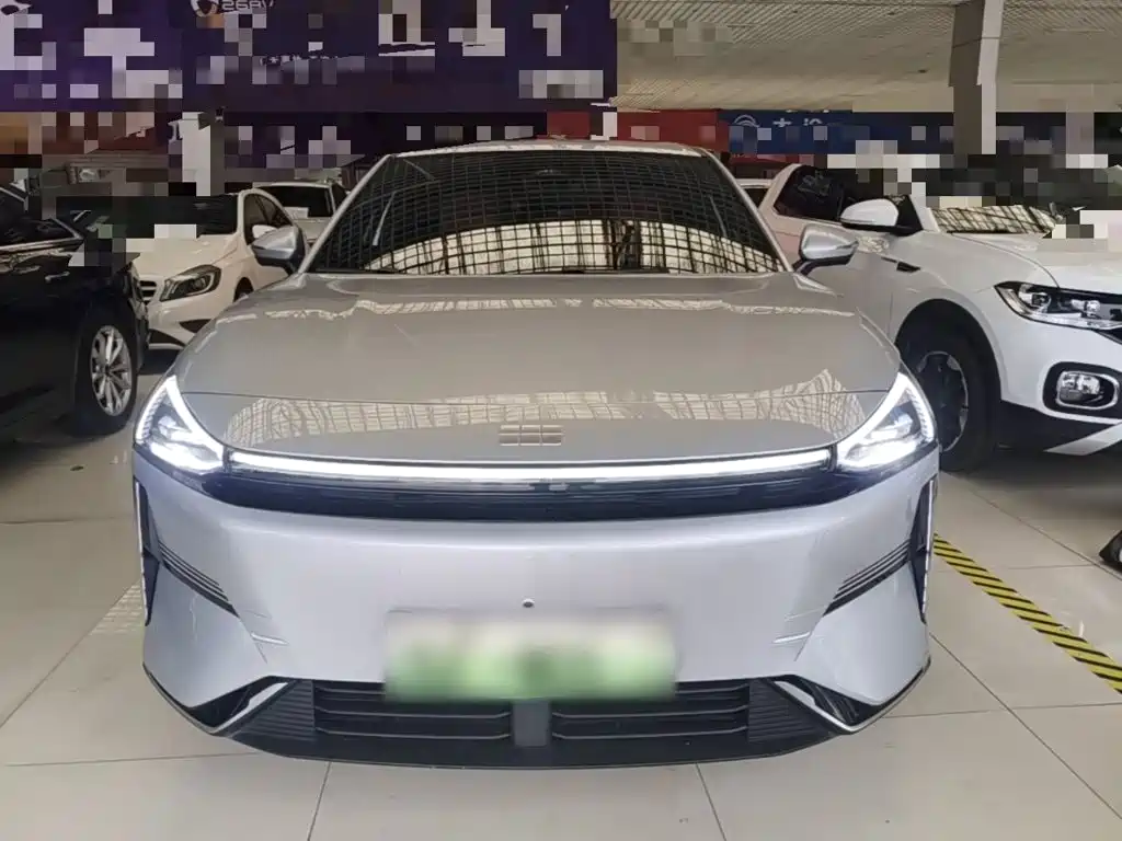 Geely Galaxy Galaxy L6 2025 2025 EM-i 140km Starship Edition