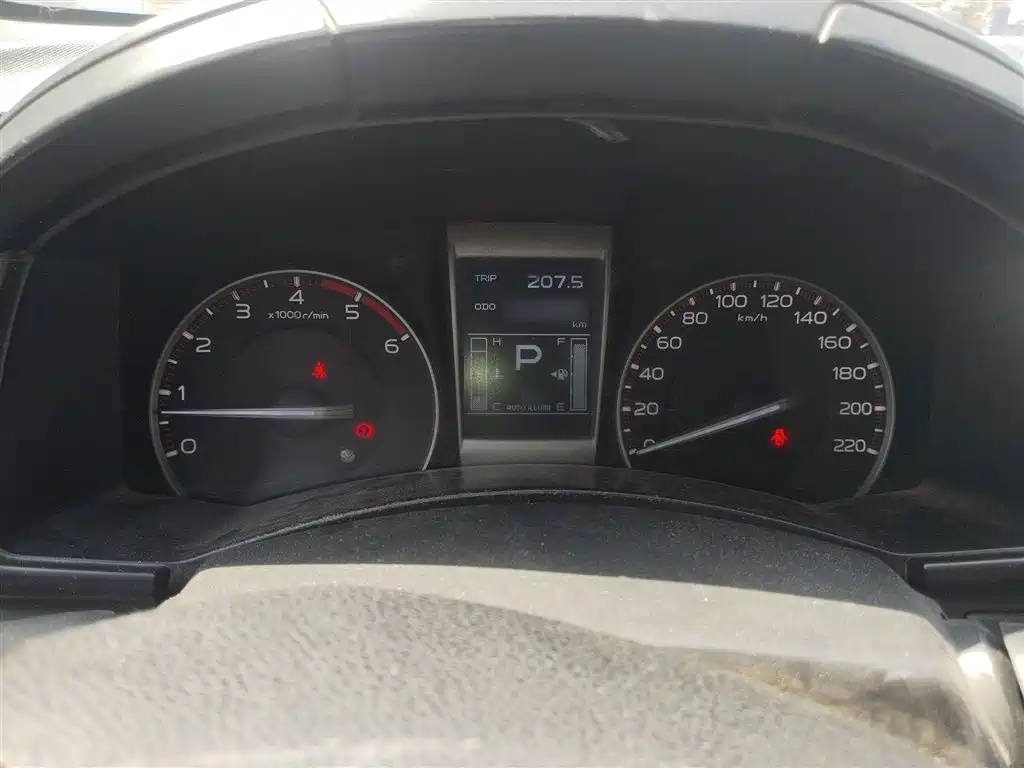 Isuzu D-MAX 2015 2015 2.5T 2WD Automatic High-Clearance Elite 4JK1