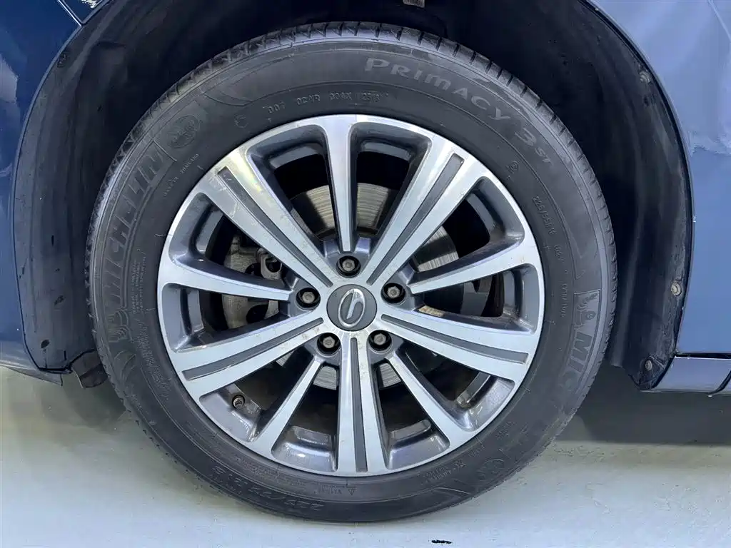 GAC Trumpchi Trumpchi M8 2018 320T Flagship Edition фото 28