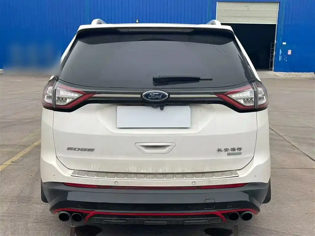 Ford Edge 2017 2016 EcoBoost 245 2WD Platinum 7-Seater