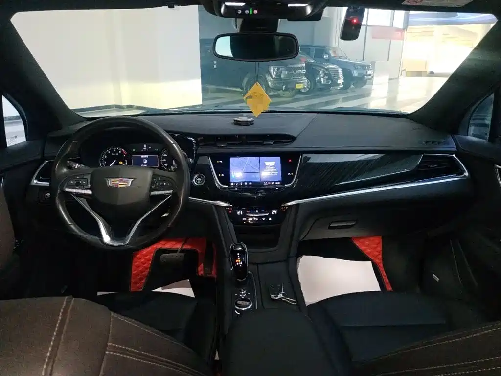 Cadillac XT6 2022 2.0T 6-Seater 2WD Luxury Edition фото 10
