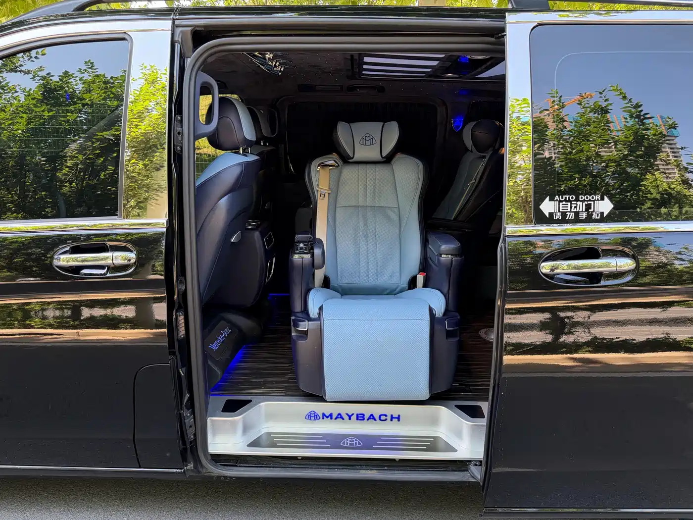Mercedes-Benz Vito 2021 2.0T Business Edition 7-seater фото 13