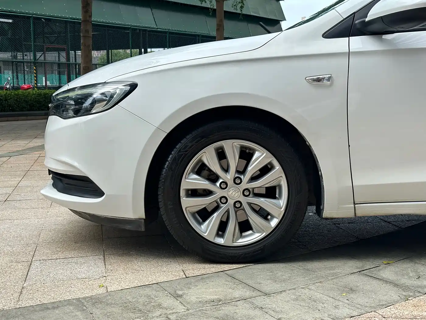 Buick Excelle 2019 15T DCT Connected Elite Type China VI фото 5