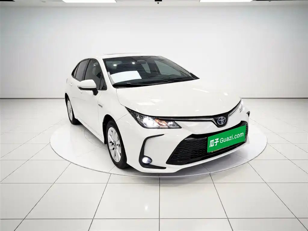 Toyota Corolla 2023 1.8L Smart Hybrid Dual Engine Elite Edition фото 22
