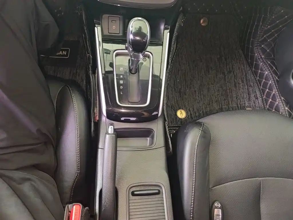 Фото 14 - Nissan Sylphy