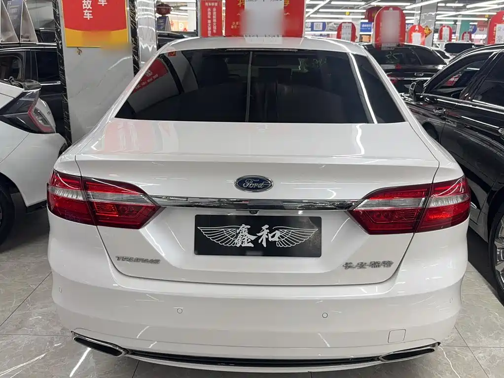 Ford Taurus 2016 2015 EcoBoost 245 Fashion
