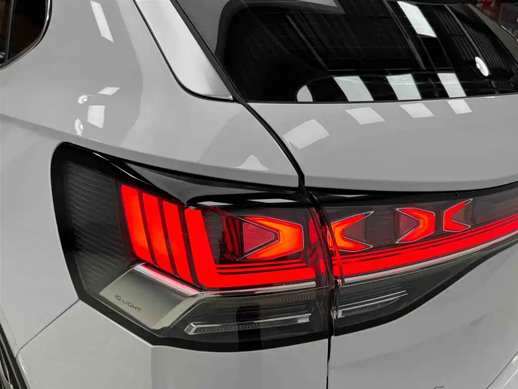 Volkswagen Tayron 2023 280TSI 2WD Luxury Plus Advanced Edition фото 19
