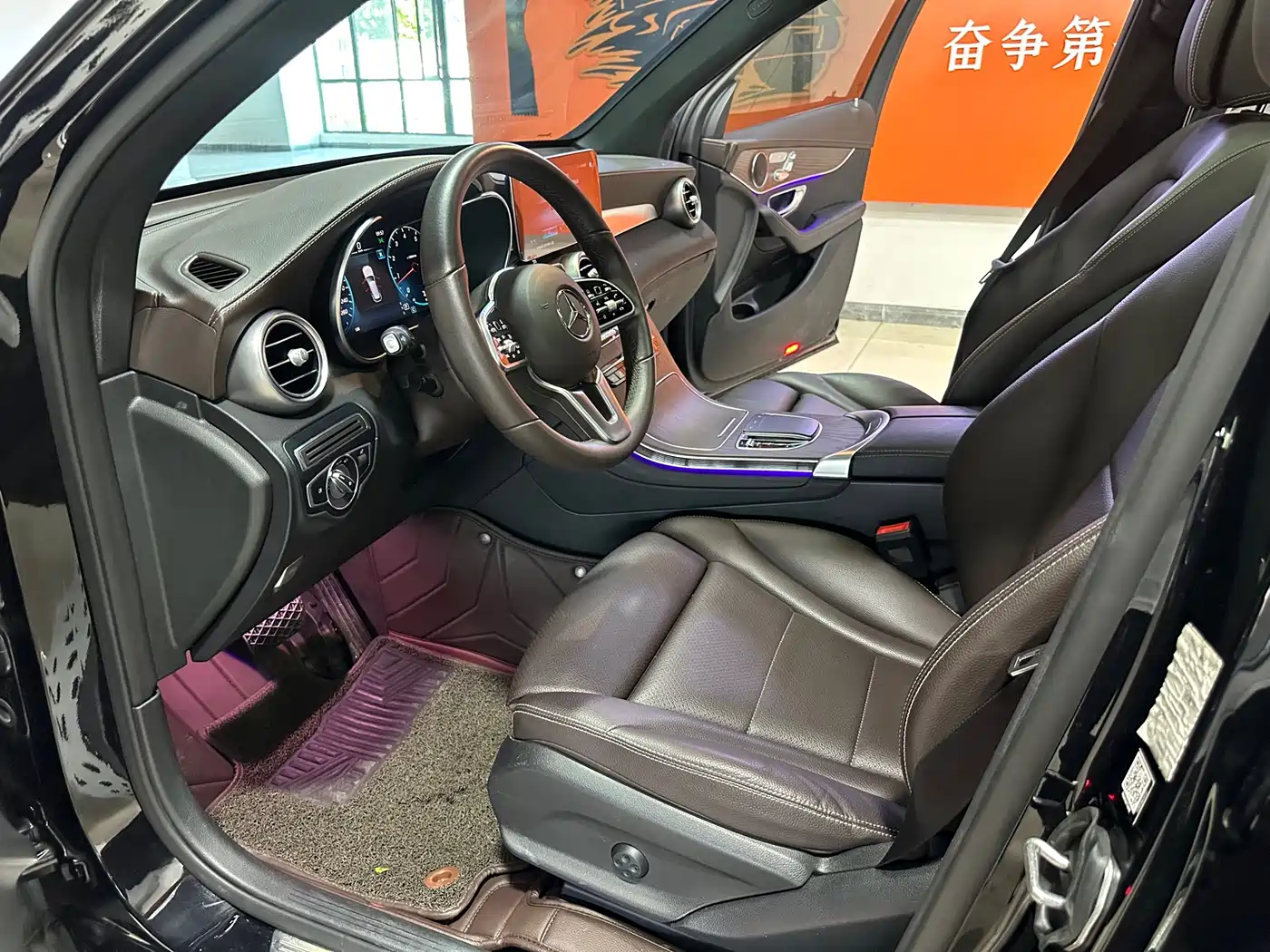 Mercedes-Benz GLC 2022 Facelift GLC 300 L 4MATIC Dynamic Collector's Edition фото 5