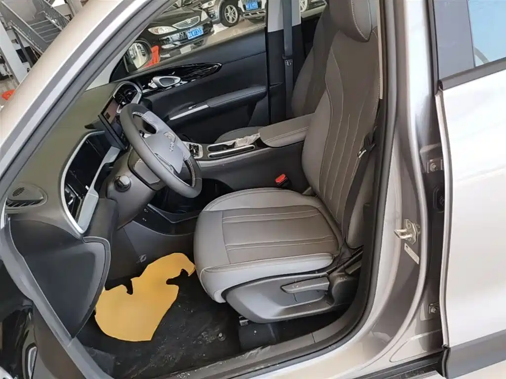 Geely Galaxy Starry Wish 2026 Edition 310km Youth Version фото 15