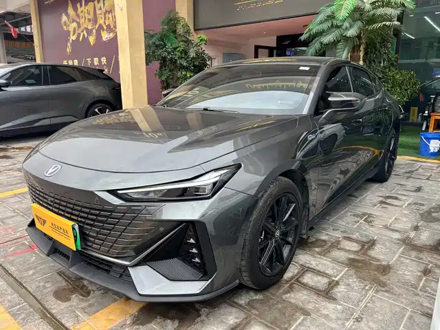 Changan UNI-V iDD 2023