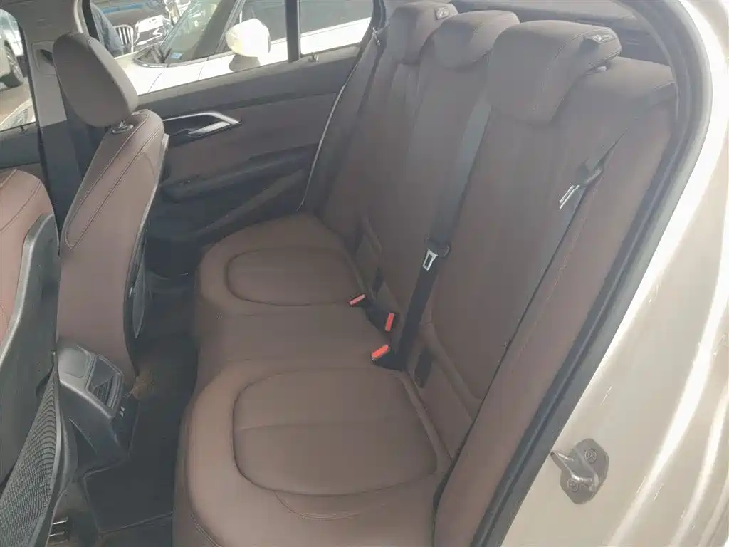 BMW 1 Series 2019 120i Leading M Sport Package фото 13