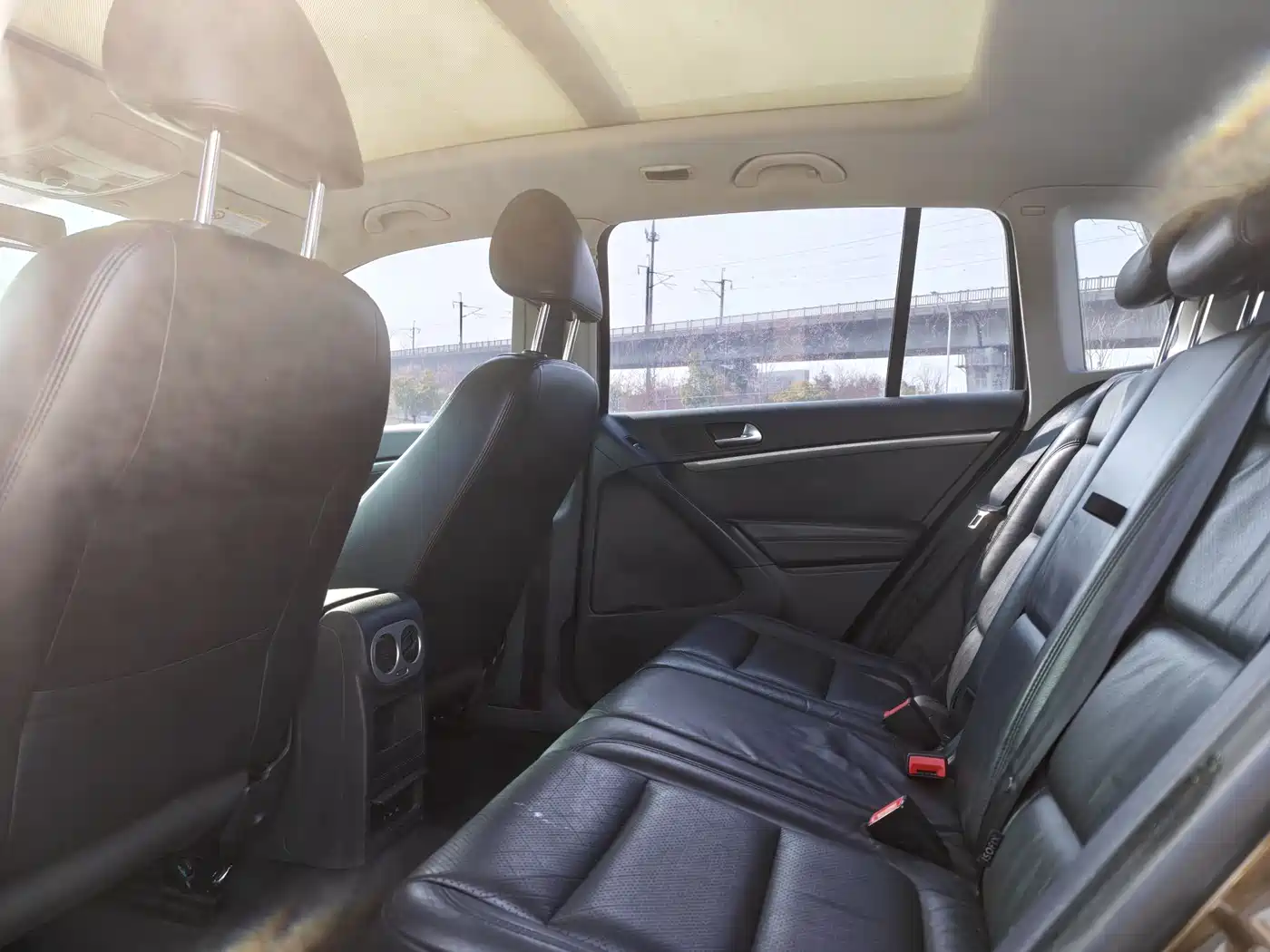Volkswagen Tiguan 2015 1.8TSI Automatic 2WD Highline фото 13