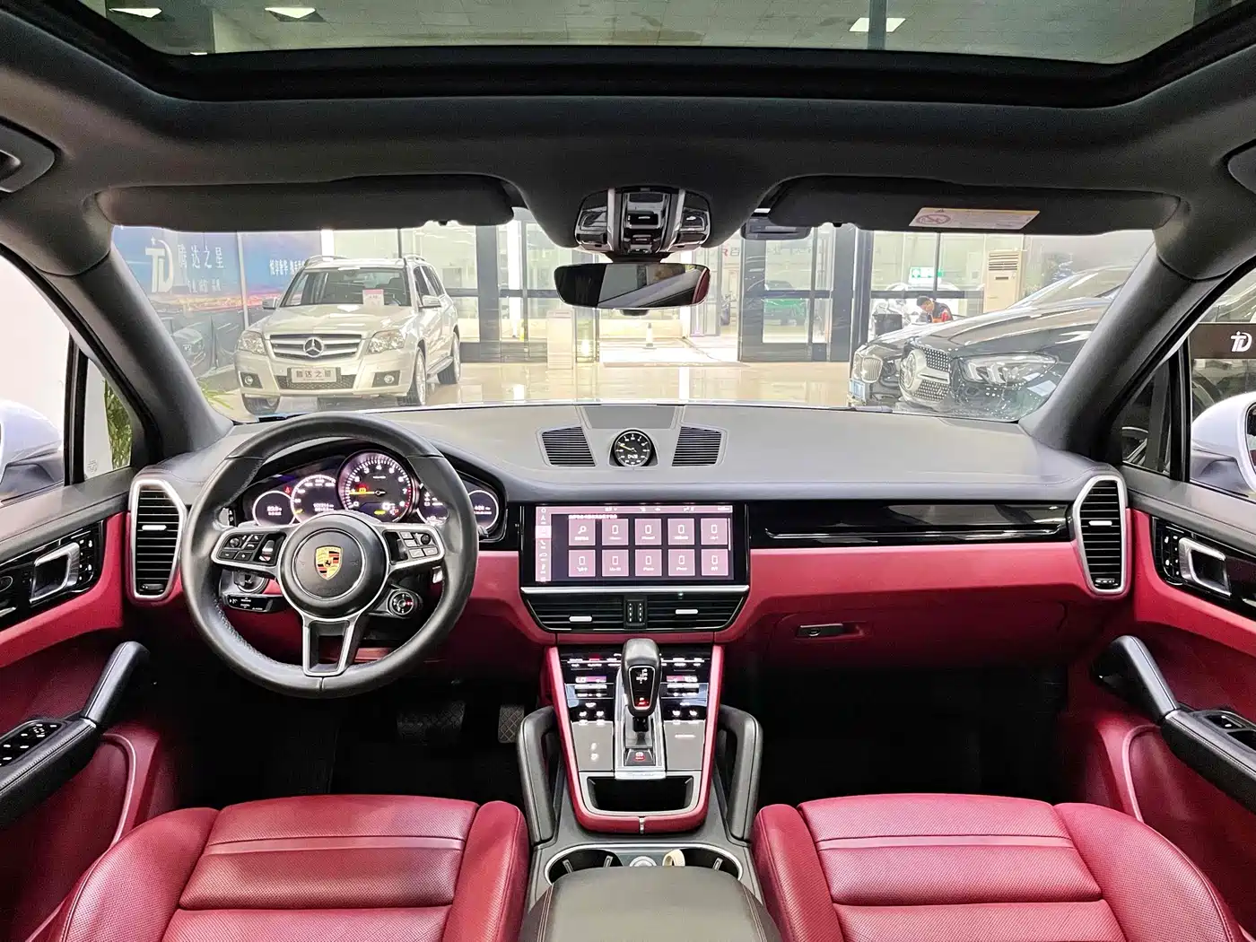 Porsche Cayenne New Energy 2020 Cayenne E-Hybrid 2.0T фото 6