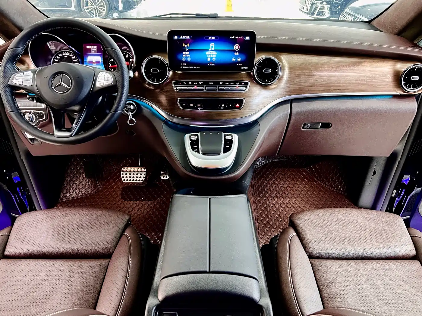 MERCEDES-BENZ V-CLASS