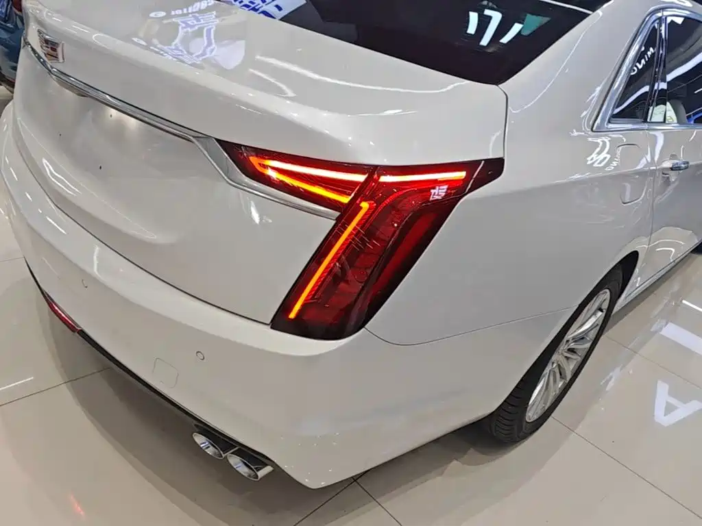 Cadillac CT6 2023 2022 28T Luxury