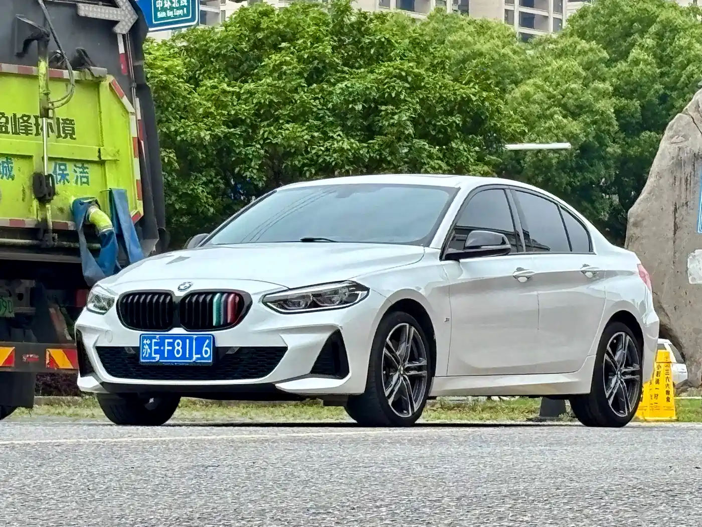 BMW 1 Series 2021 125i M Sport Black Night Edition фото 2
