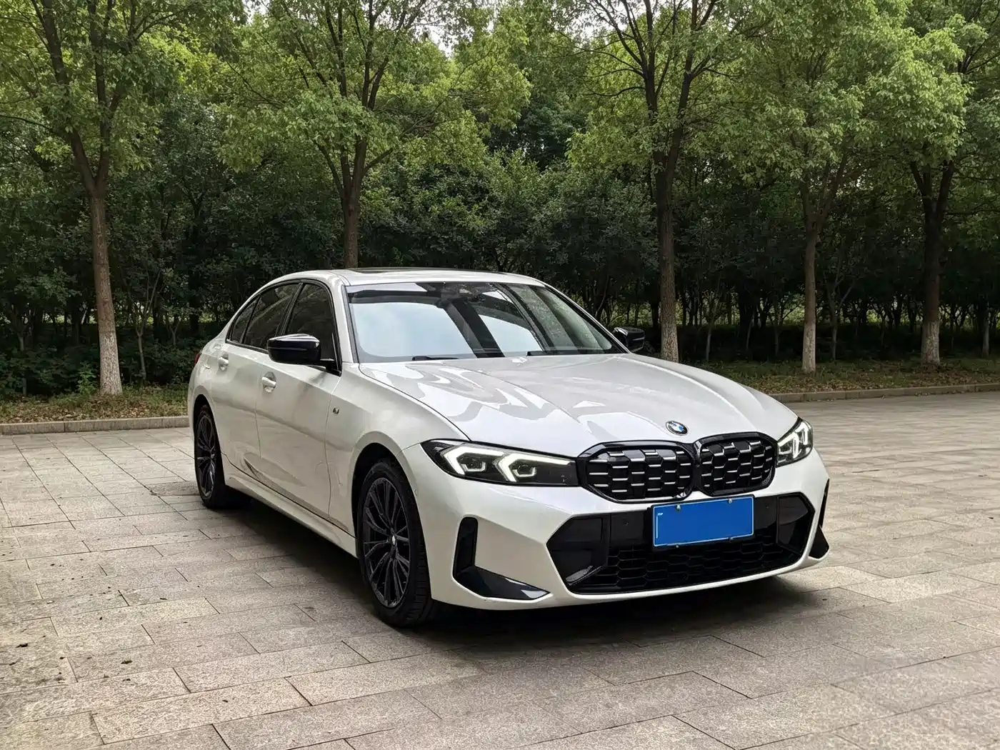 BMW 3 Series 2024 325Li M Sport Shadowline Package фото 3