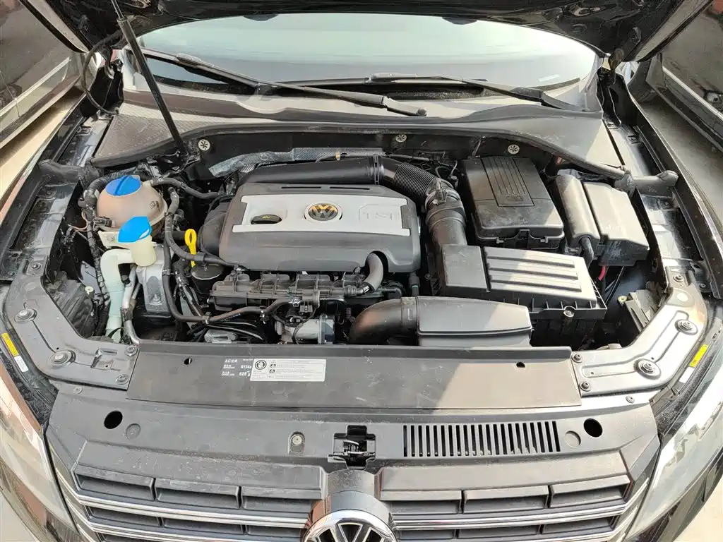 Volkswagen Passat 2015 1.8TSI DSG Ultimate Edition фото 20