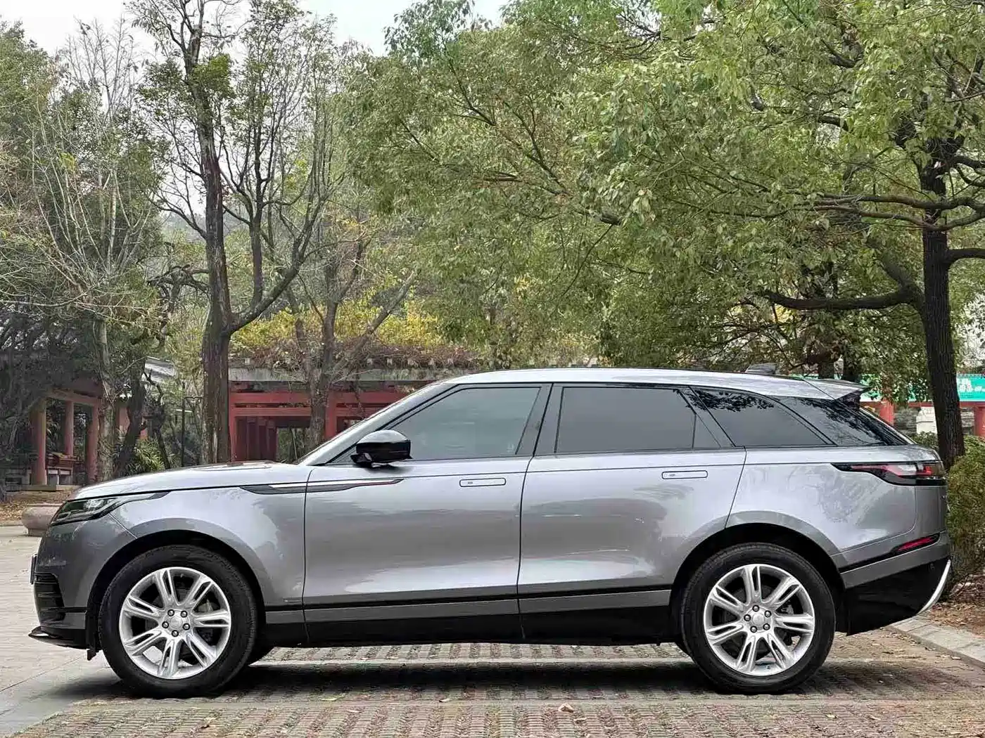 Land Rover Range Rover Velar 2020 P250 R-DYNAMIC S фото 3