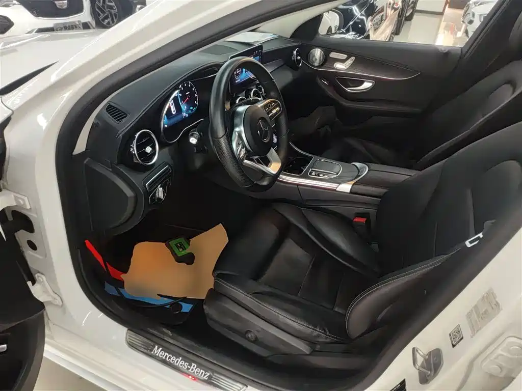 MERCEDES-BENZ CLASS C