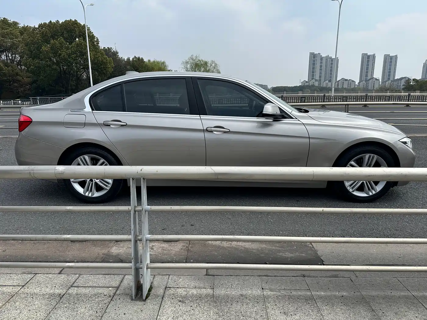 BMW 3 Series 2017 320Li Fashion фото 12