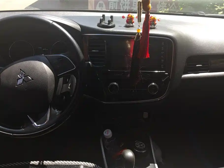 Mitsubishi Outlander 2018 2.4L 4WD Elite Edition 5-seater фото 13