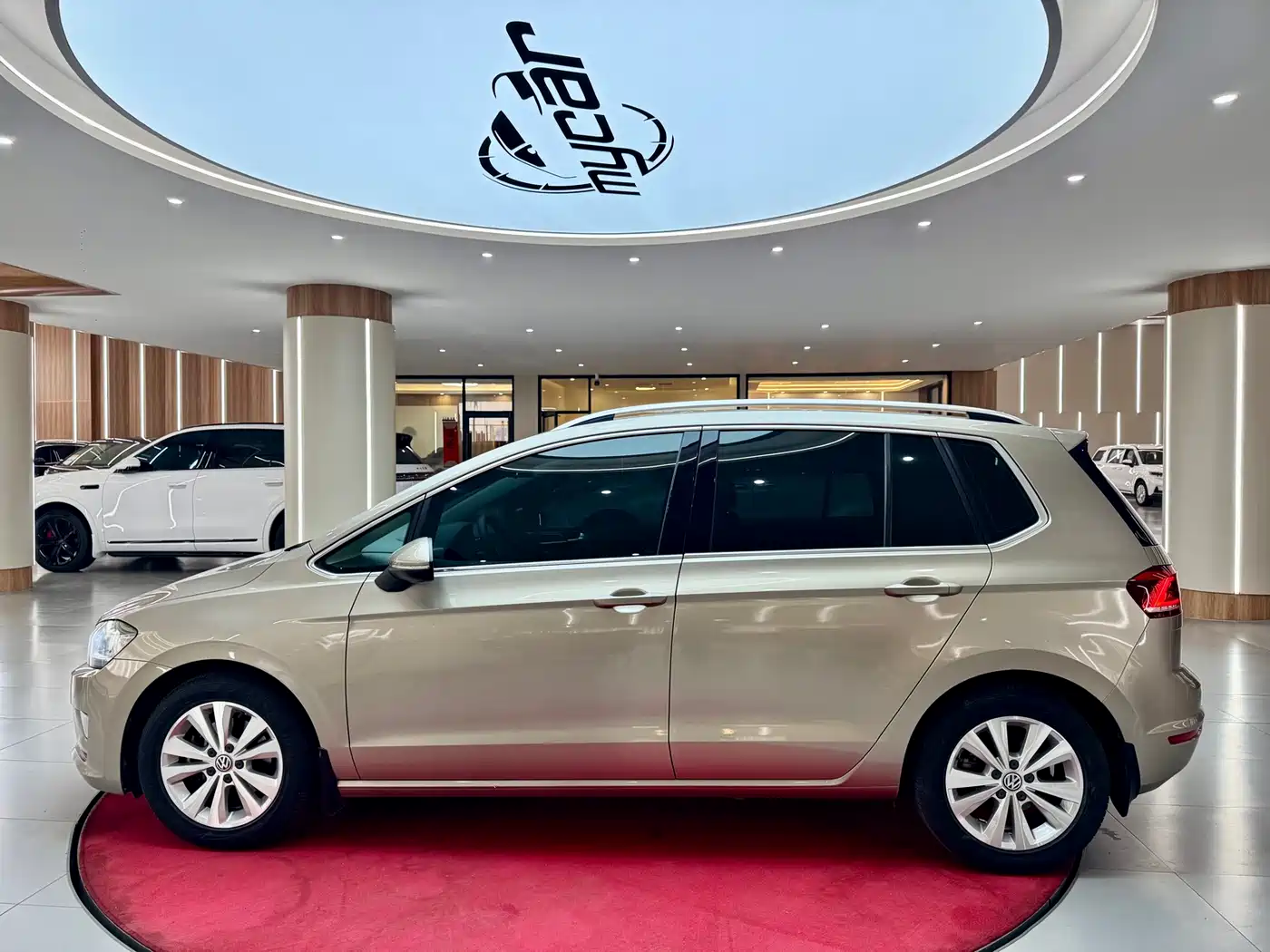 VOLKSWAGEN GOLF*JIAYU