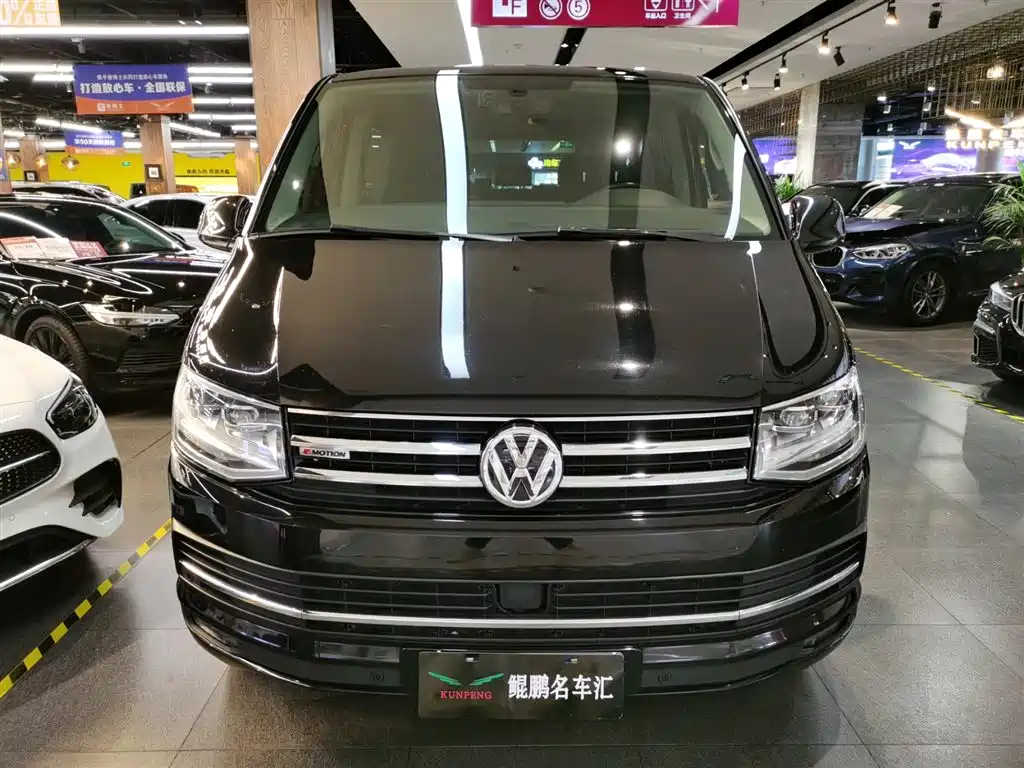 Volkswagen Multivan 2017 2.0TSI AWD Premium Edition 7-Seater фото 2