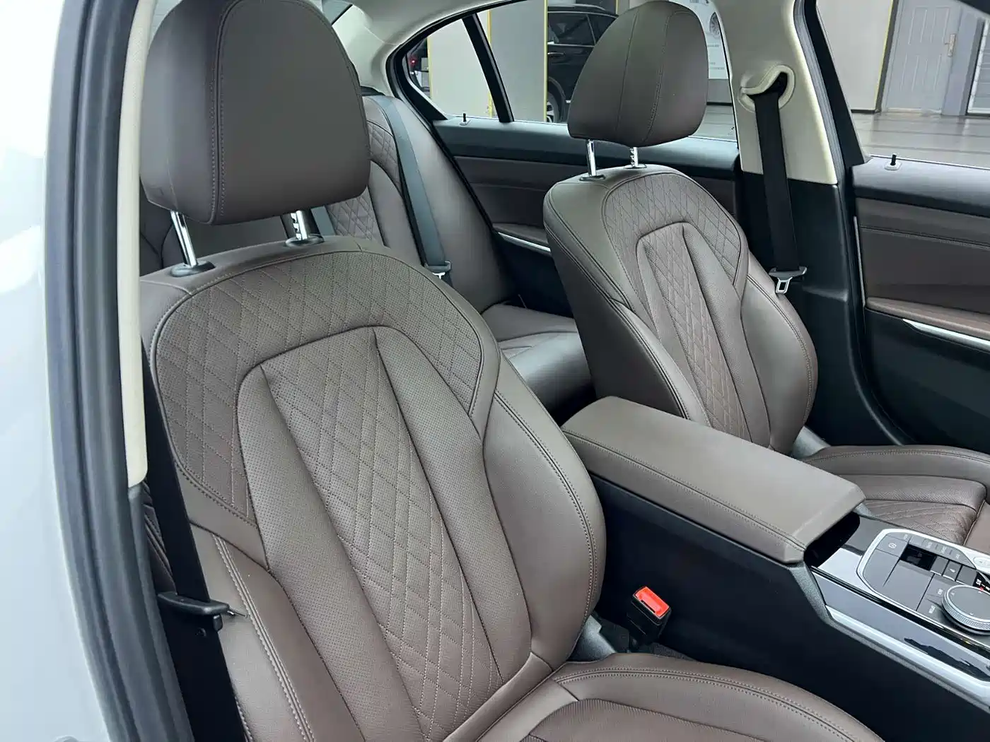 BMW 3 Series 2023 320Li M Sport Package фото 20