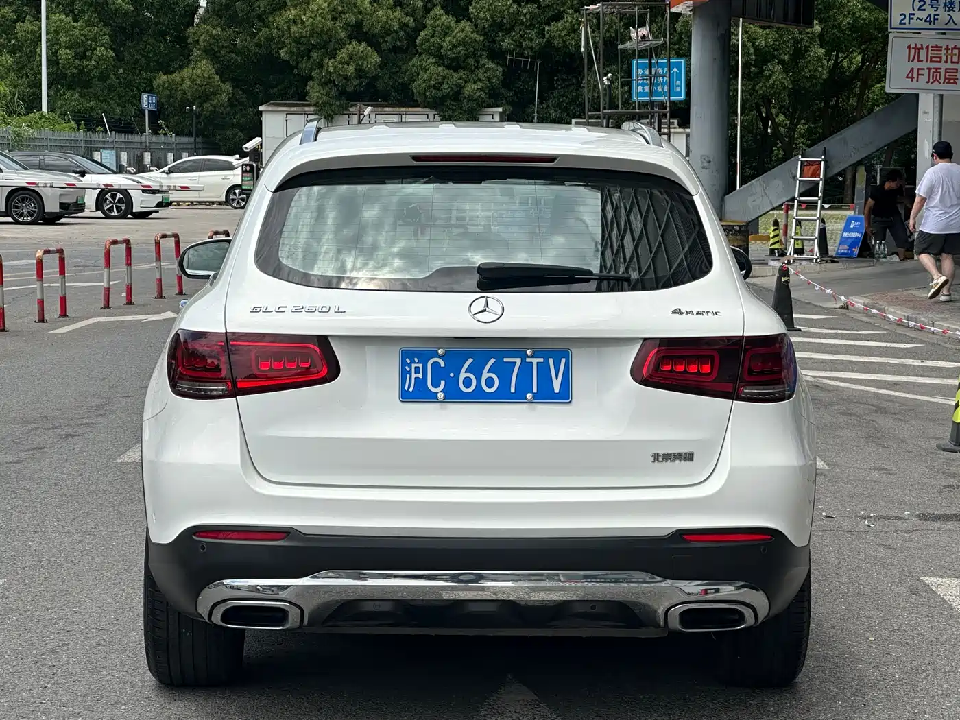 Mercedes-Benz GLC 2021 GLC 260 L 4MATIC Sporty фото 11