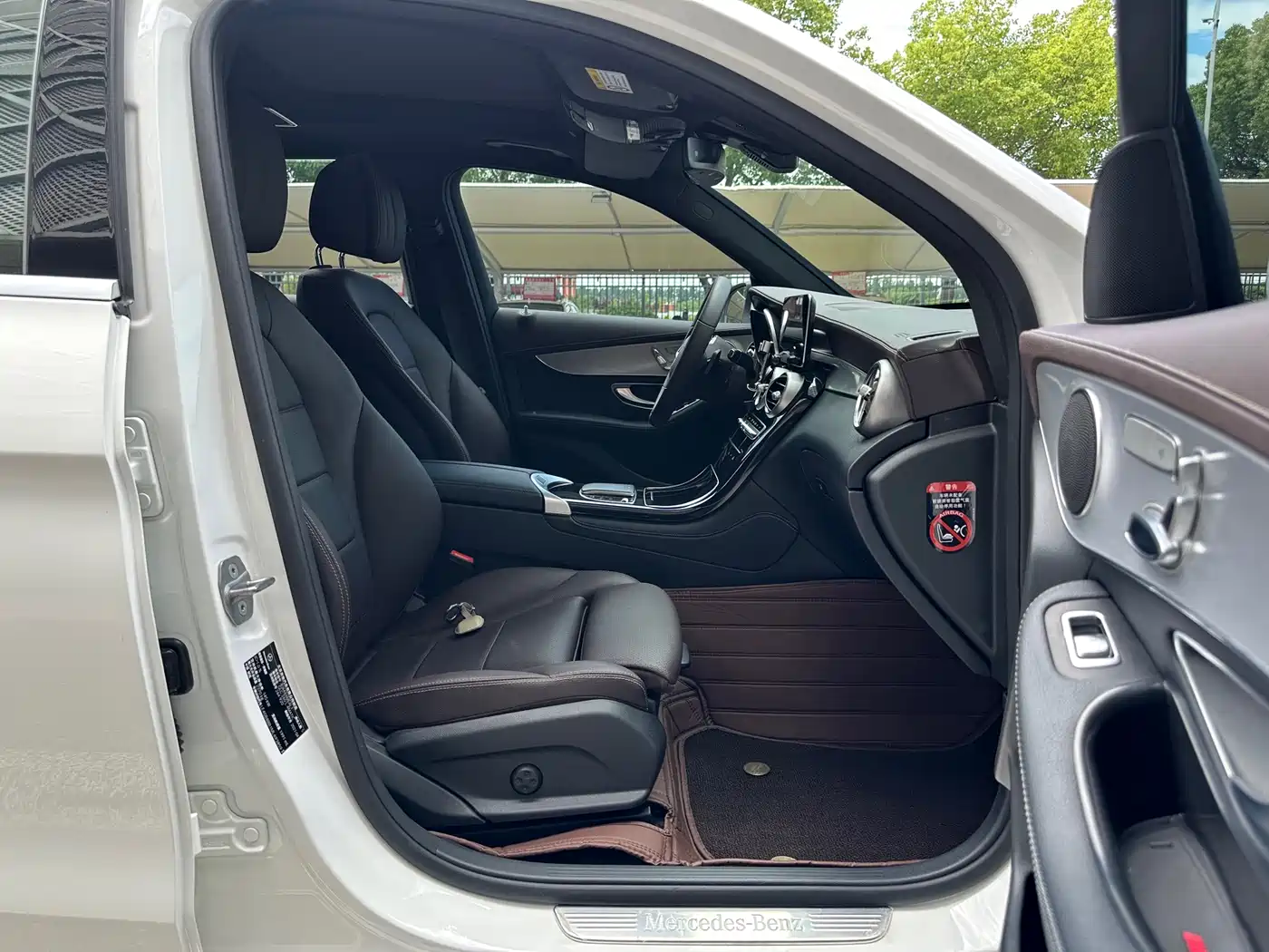 Mercedes-Benz GLC 2021 GLC 260 L 4MATIC Sporty фото 16