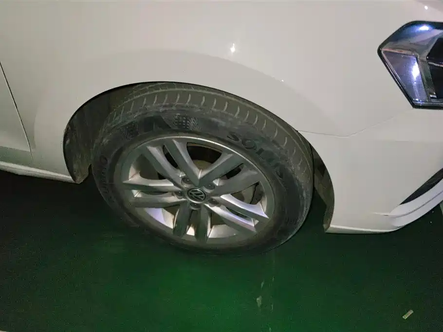 Volkswagen Jetta 2019 Dream Edition 1.5L Auto Fashion фото 6