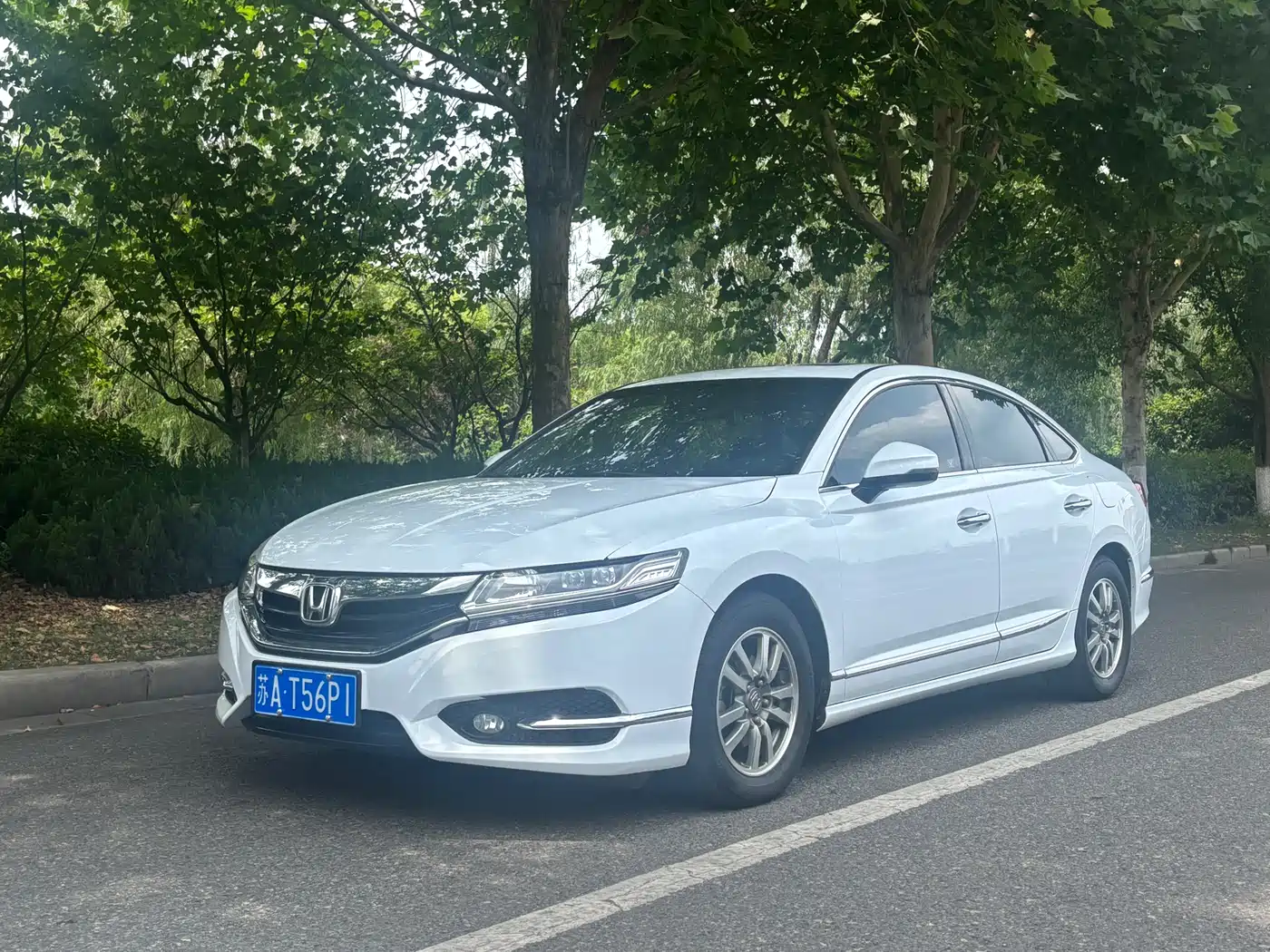 Honda Spirior 2016 2015 2.0L Premium Edition