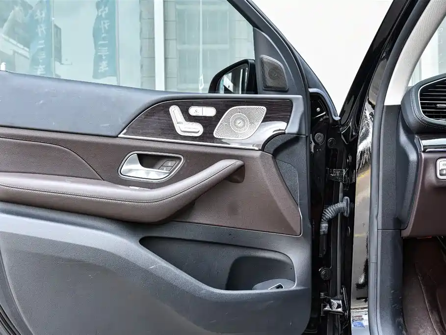 Mercedes-Benz GLE 2020 Facelift GLE 350 4MATIC Fashion Special Edition фото 7