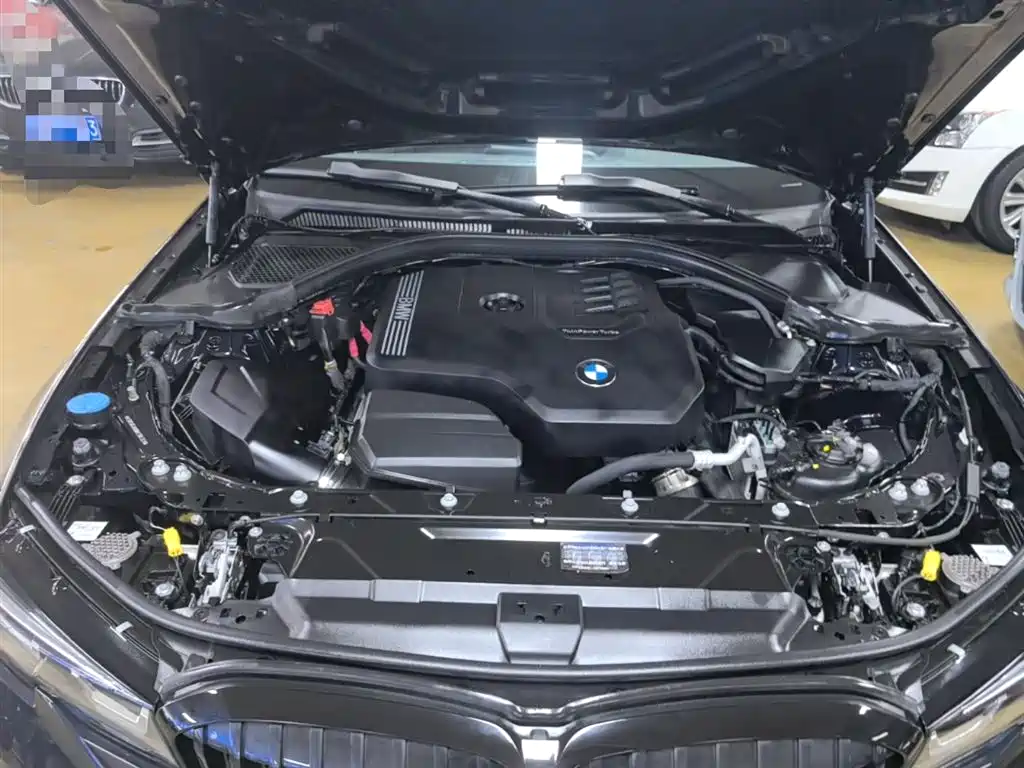 BMW 3 Series 2022 Facelift 325i M Sport Shadow Edition фото 20
