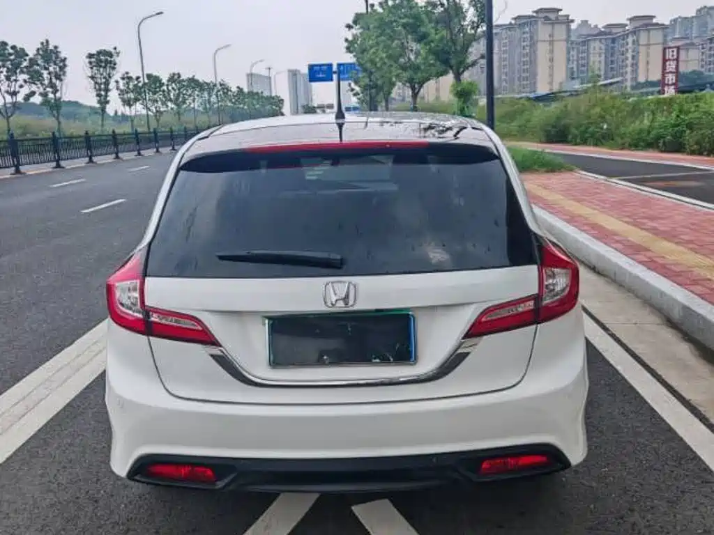 Honda Jade 2014 2013 1.8L Automatic Comfort Edition 5-seater