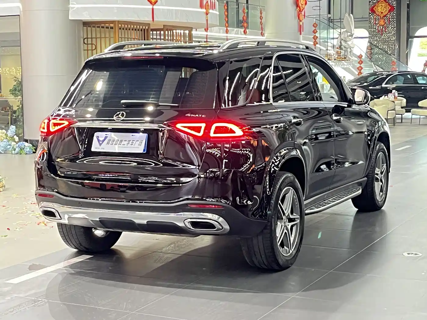Mercedes-Benz GLE 2022 Facelift GLE 450 4MATIC Luxury фото 7