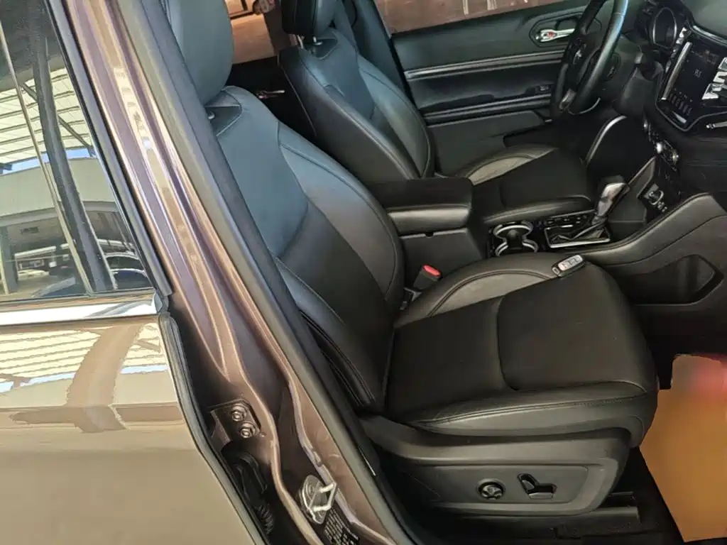 Jeep Commander 2019 2018 2.0T 2WD Advance Version China V