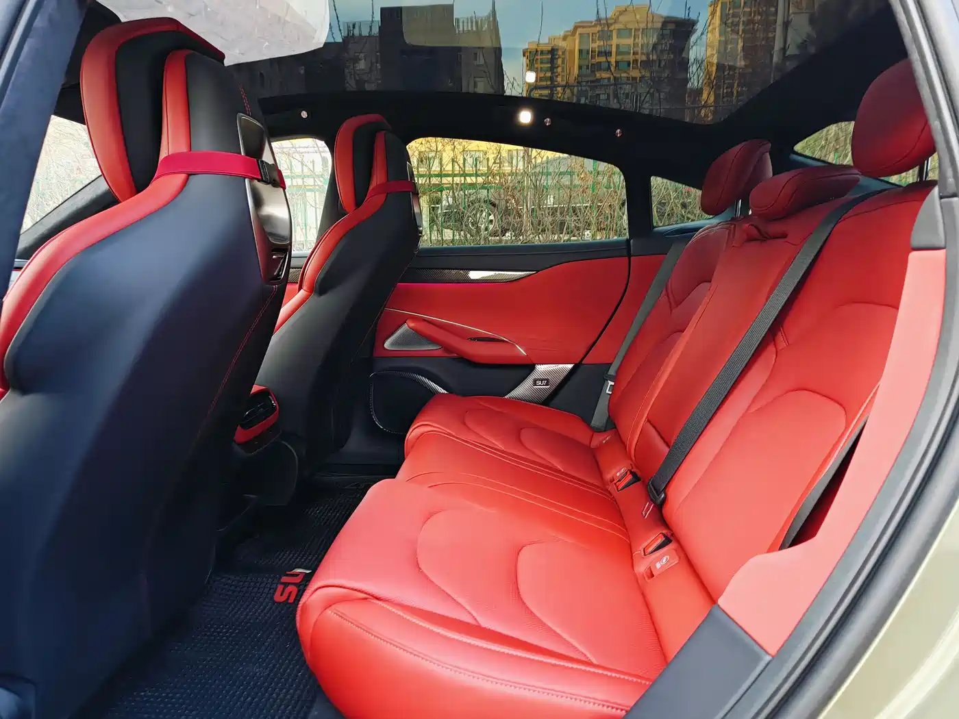 XIAOMI CAR XIAOMI SU7