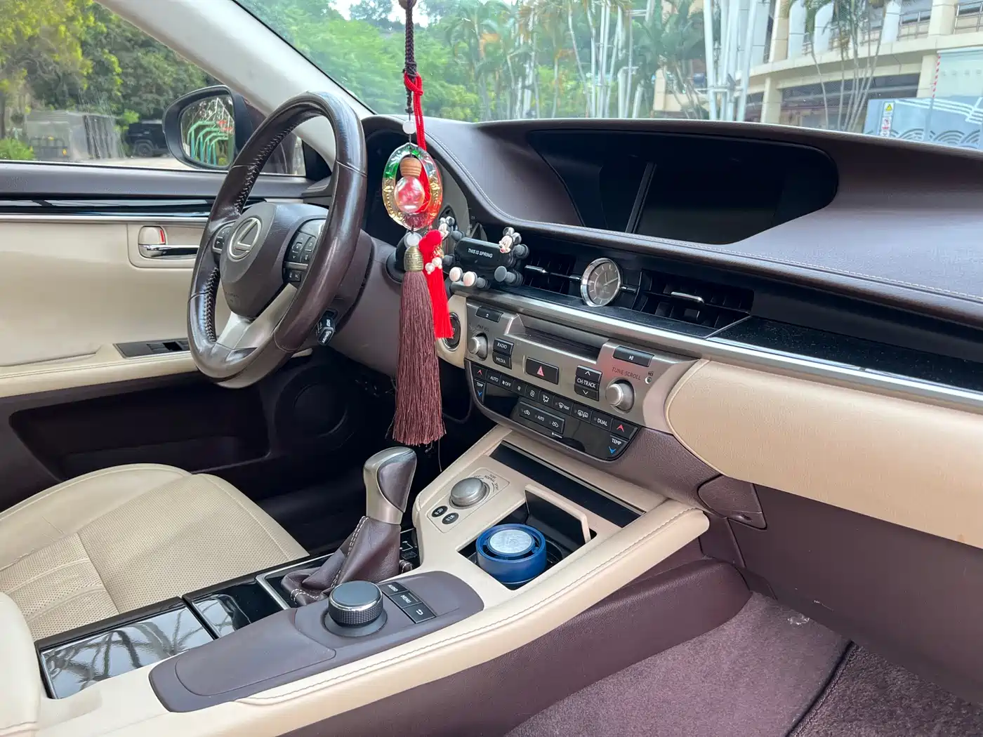 Lexus ES 2015 200 Comfort Edition фото 5