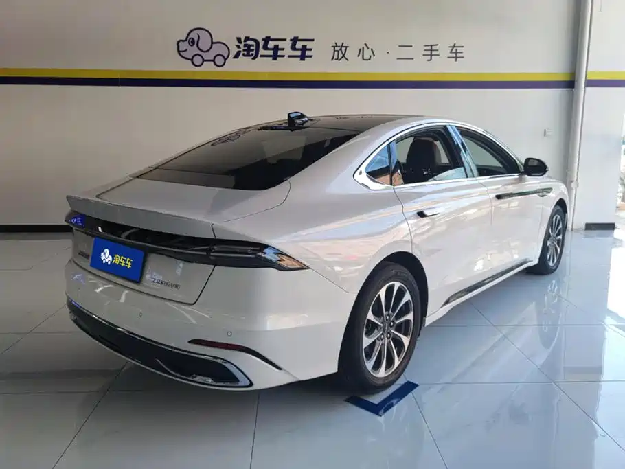 Lincoln Z 2025 2025 2.0T Premium Edition