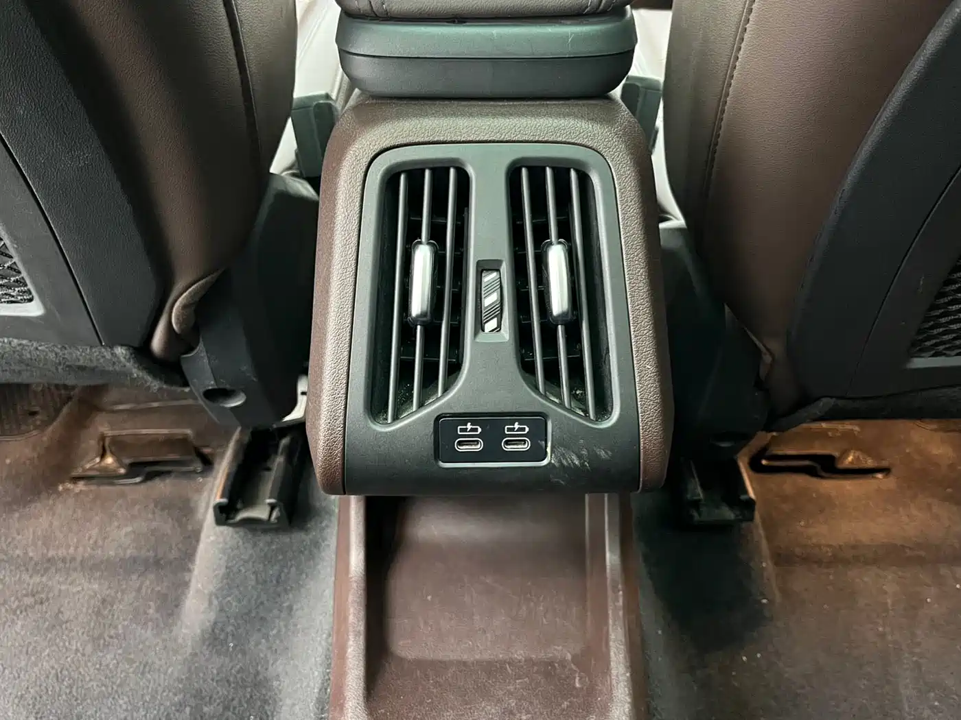 BMW X1 2023 sDrive20Li X Design Package фото 15